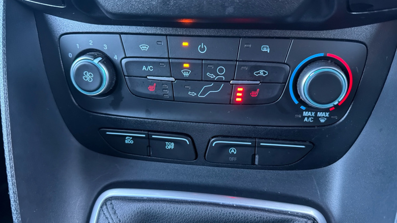 Ford Transit Connect 250 L2 Diesel 1.5 EcoBlue 100ps Limited Van